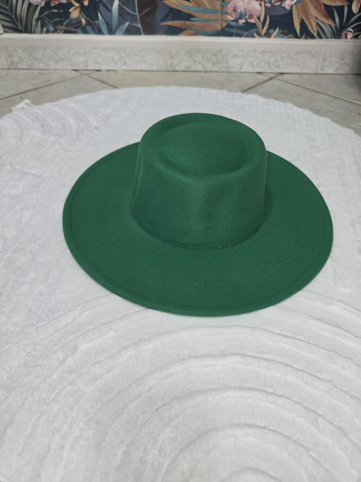 Cappello in camoscio